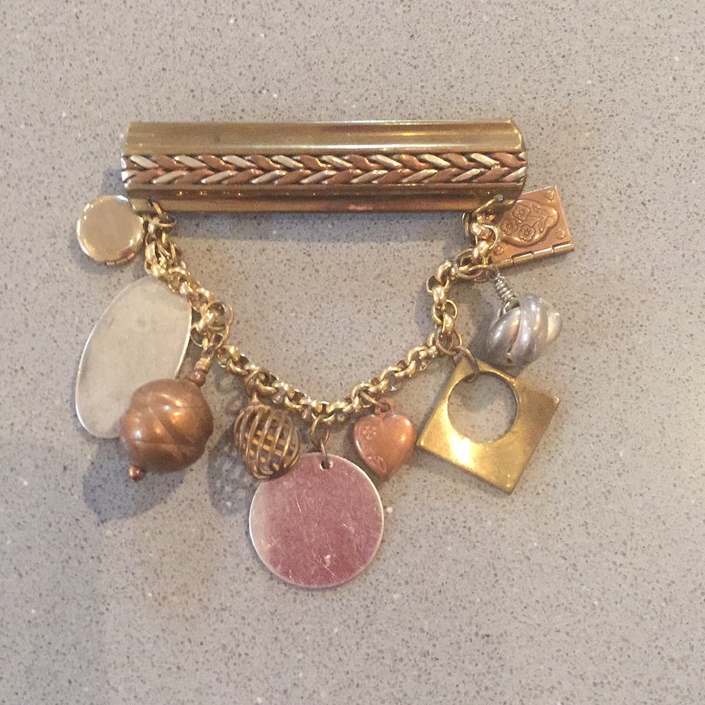 Pin with chain & 9 charms-silver